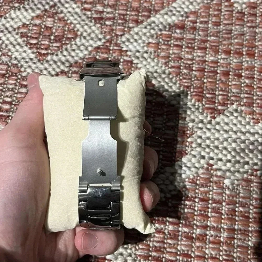 GUESS ‎ Diamond Watch Gun Metal Stainless Steel Chain Link Band Needs Battery